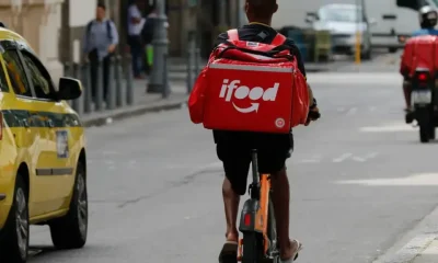 Rio de Janeiro sanciona lei que proíbe entregadores de subirem até apartamentos para entregas de pequeno porte