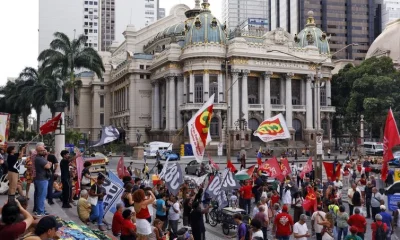 Ato no Rio de Janeiro relembra 8 de janeiro e repudia anistia a envolvidos em tentativa de golpe
