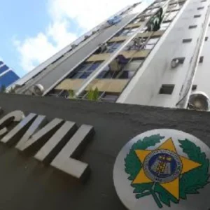 CV: Polícia Civil Indicia Chefes do Comando Vermelho por Onda de Roubos de Veículos no RJ