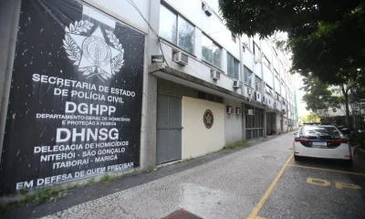 Homem é morto a tiros em frente a padaria em São Gonçalo; Polícia Civil investiga o caso