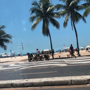 Operação Verão da PM garante fim de semana tranquilo com praias lotadas na orla do Rio de Janeiro