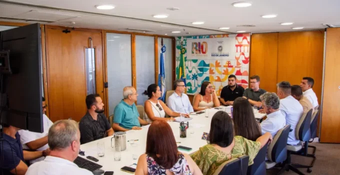 Tutuca reúne secretários da Costa do Sol para planejar turismo integrado em 2026 e ampliar voos para Cabo Frio