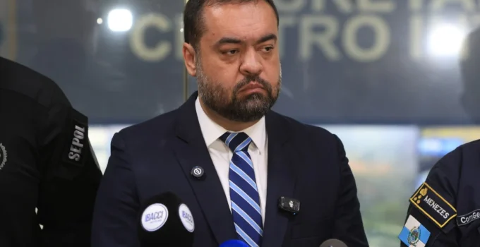 Temporais no RJ: Governo do Rio ativa Comitê de Chuvas e reforça alertas para risco moderado e alto em municípios