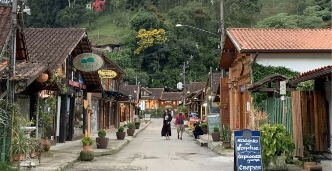 Visconde de Mauá: O Refúgio nas Montanhas do RJ a 200 km de Niterói para Fugir do Calorão