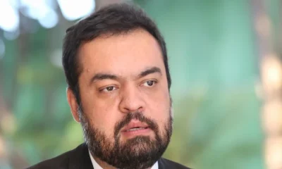 Cláudio Castro: Cinco Secretários Deixam Governo para Disputar Eleições; Futuro do Governador Segue Indefinido