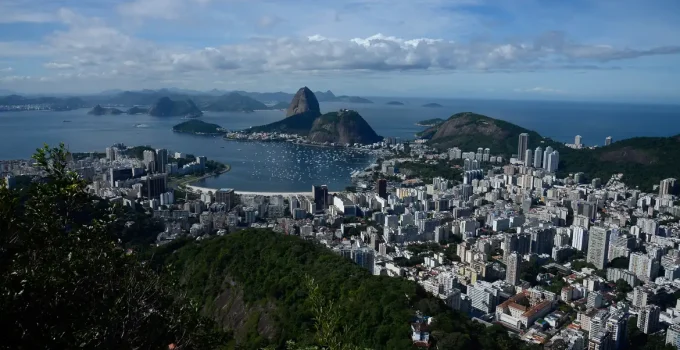 Turismo Internacional no Brasil Dispara 37% em 2025, Superando Metas e Destinos Globais, Aponta Relatório da ONU