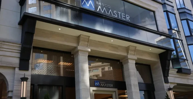 Caso Banco Master: Nova Operação da PF Atinge Fundo do Rio e Pressiona STF em Ano Eleitoral