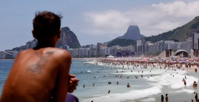 Rio de Janeiro em 2026: Turismo Internacional Reduz Cultura Viva a Estética Exportável, Critica Especialista