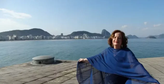 Morre aos 86 anos Maria Alcina, a "Imperatriz do Fado no Brasil" que encantou gerações com sua voz