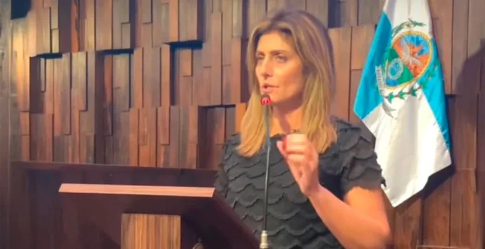 Célia Jordão Institui Política Estadual de Cultura Oceânica no Rio de Janeiro para Promover Sustentabilidade e Conhecimento