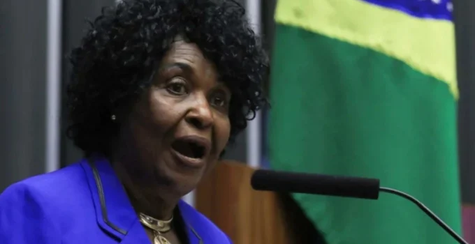 Benedita da Silva: PT do Rio descarta campanha evangélica ao Senado em 2026