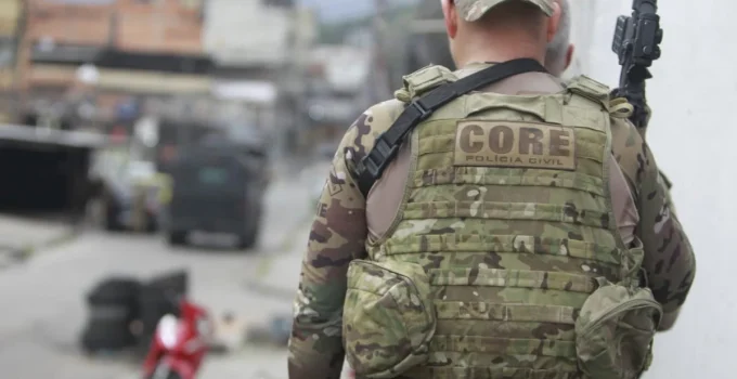 Alexandre de Moraes exige explicações sobre "gratificação faroeste" para policiais do RJ