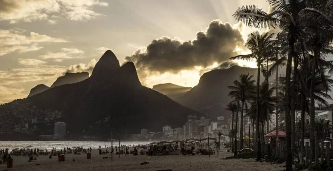 Rio de Janeiro é eleita a 3ª cidade mais procurada do mundo em ranking de viagens, superando destinos cobiçados