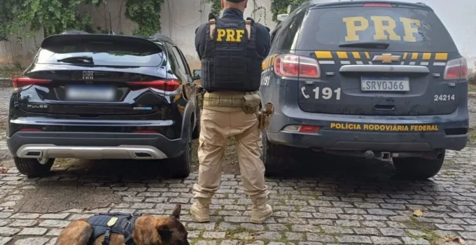 Motorista é Preso com 5kg de Pasta Base de Cocaína Escondida no Tanque de Combustível na Dutra