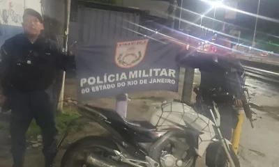 Dois Homens São Presos em Flagrante na Avenida Brasil com Moto Roubada e Pistola Calibre 9mm