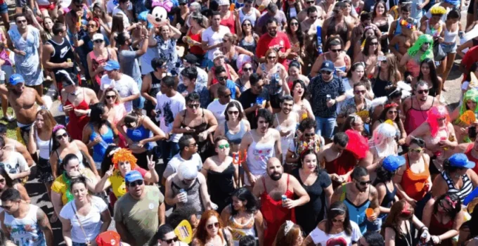 Carnaval 2026: Rio de Janeiro mobiliza 26.000 policiais para garantir segurança em festas e desfiles