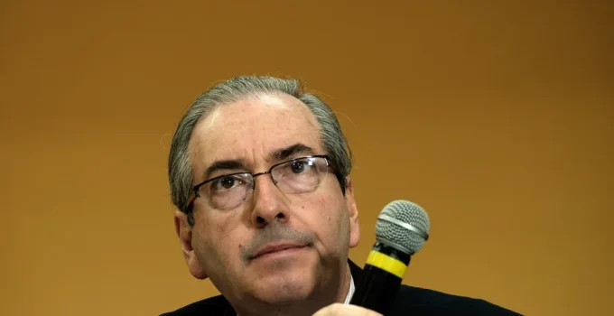 Eduardo Cunha mira Rádio Jovem Pan no Rio em movimento político, mas negociações em Minas Gerais travam planos
