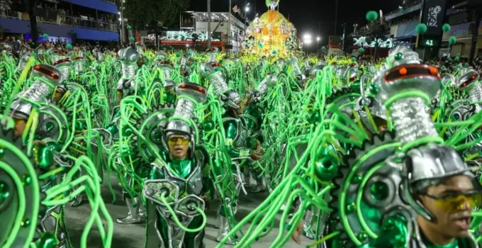 Carnaval Rio 2024: Ordem e Horários dos Desfiles na Sapucaí na 1ª Noite de Domingo (15)