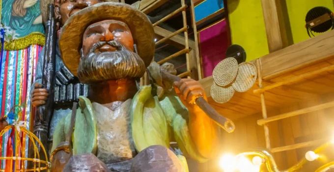 TRF-2 nega pedido de ex-assessora de Flávio Bolsonaro para proibir desfile em homenagem a Lula no Rio