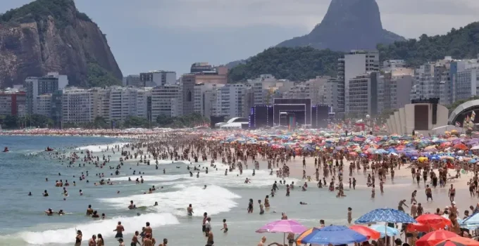 Resgates no Mar do Rio de Janeiro Superam Mil: Saiba as Dicas Essenciais para um Banho Seguro no Verão