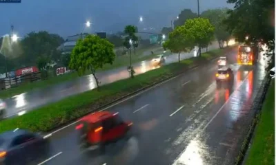 Forte Chuva Causa Bolsões d'Água e Transtornos na Volta para Casa no Rio de Janeiro na Quarta de Cinzas