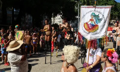 Bloco de Carnaval no Rio Homenageia Maria da Penha e Alerta para Recorde de Feminicídios