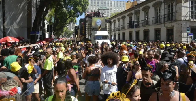 Rio de Janeiro mobiliza 7 mil policiais para reforçar segurança de eventos de carnaval e futebol neste fim de semana