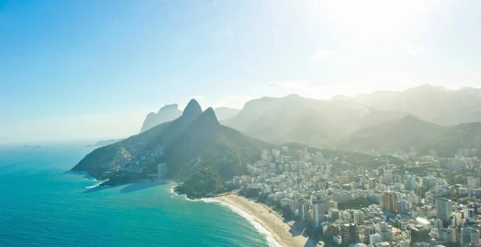 Praia de Ipanema no Rio de Janeiro é a Única Brasileira no Ranking Mundial de Melhores Destinos de 2026 do TripAdvisor