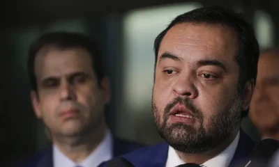 Flávio Bolsonaro é Suspeito de Articular Cassação de Cláudio Castro no Rio de Janeiro