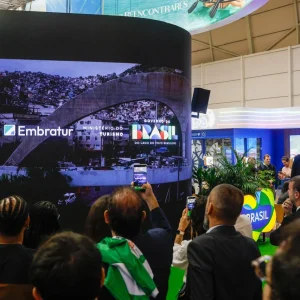 Embratur Leva Turismo de Favelas do Rio para Lisboa com Documentário e Espaço para Empreendedores Locais