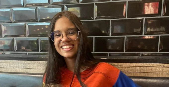 Adolescente de 13 anos desaparece em Botafogo após sair de casa escondida; família pede ajuda