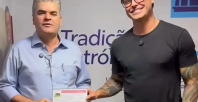 Dado Dolabella se filia ao MDB no Rio e anuncia pré-candidatura a deputado federal com foco na 'defesa da família'