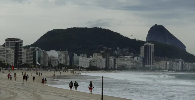 Calor Intenso no Rio Dá Lugar a Chuvas Fortes e Queda de Temperatura com Chegada de Frente Fria
