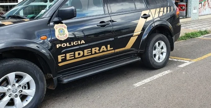 PF prende delegado e ex-secretário do RJ em operação contra venda de influência para tráfico de drogas