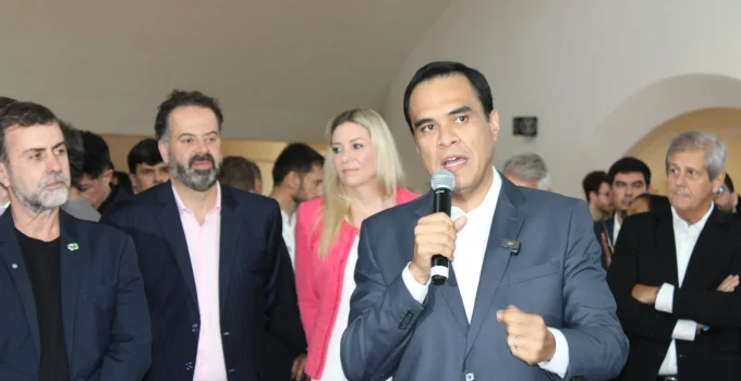 Turismo Brasileiro Cresce 37% em 2025, Superando o Egito; Ministro Destaca Aprendizado Internacional