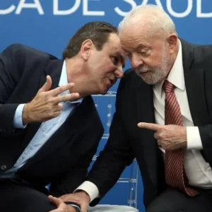 Paes anuncia Ozempic gratuito na rede pública do Rio de Janeiro ao lado de Lula; medicamento chega na próxima semana