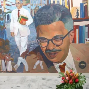 Edison Carneiro, Etnólogo da Cultura Afro-Brasileira, é Homenageado com Mural Vibrante no Rio de Janeiro