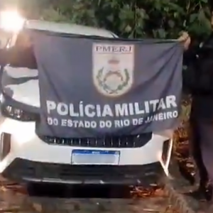 PMs Capturam Quatro Suspeitos e Recuperam Carro Roubado em Operação na Avenida Brasil, Zona Norte do Rio