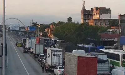 Tiroteio na Maré Interrompe Trânsito na Avenida Brasil e Afeta Serviço de BRT