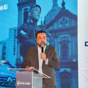 Cláudio Castro Renuncia ao Governo do RJ para Evitar Cassação pelo TSE em Julgamento Crucial