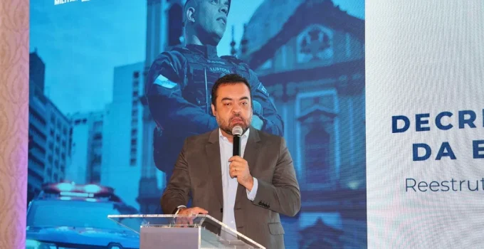 Cláudio Castro Renuncia ao Governo do RJ para Evitar Cassação pelo TSE em Julgamento Crucial