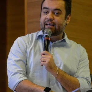 Disputa Política Trava Troca no Comando da PM do RJ Antes de Possível Renúncia de Castro