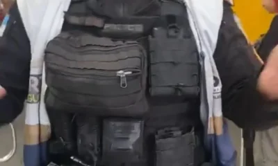 PM é flagrado debochando de homem com deficiência auditiva em abordagem no BRT do Rio; vídeo viraliza