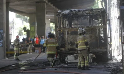 Justiça decreta prisão preventiva de acusados de criar barricadas e incendiar ônibus no Rio Comprido