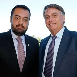 Cláudio Castro renuncia ao governo do RJ para tentar esvaziar possível cassação no TSE