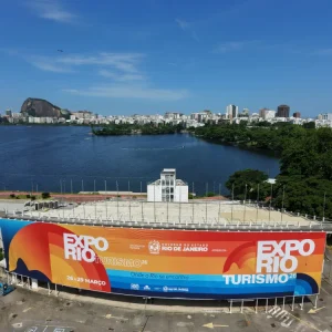 ExpoRio Turismo 2026: Evento em Copacabana celebra diversidade do estado com 92 municípios e shows gratuitos