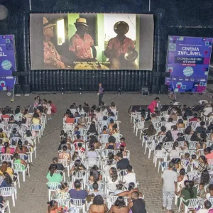 Cinema Inflável Gratuito Chega a Tanguá, RJ, Levando Cultura e Lazer para a Comunidade
