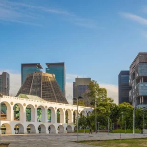 Shows e Feriados Impulsionam Turismo no Rio de Janeiro, Previsão de R$ 7,6 Bilhões no Outono de 2026