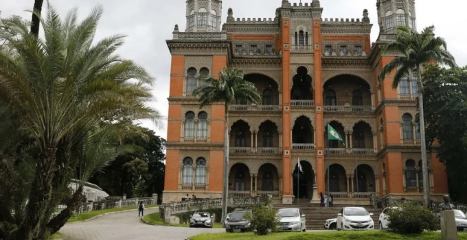 Fiocruz se junta a rede universitária para formular novas políticas de segurança pública no Rio de Janeiro