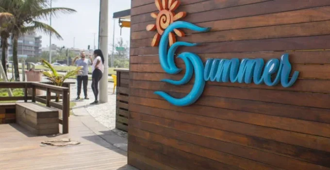 Rio de Janeiro espera 3,5 milhões de turistas no outono com quiosques temáticos que celebram a diversidade global